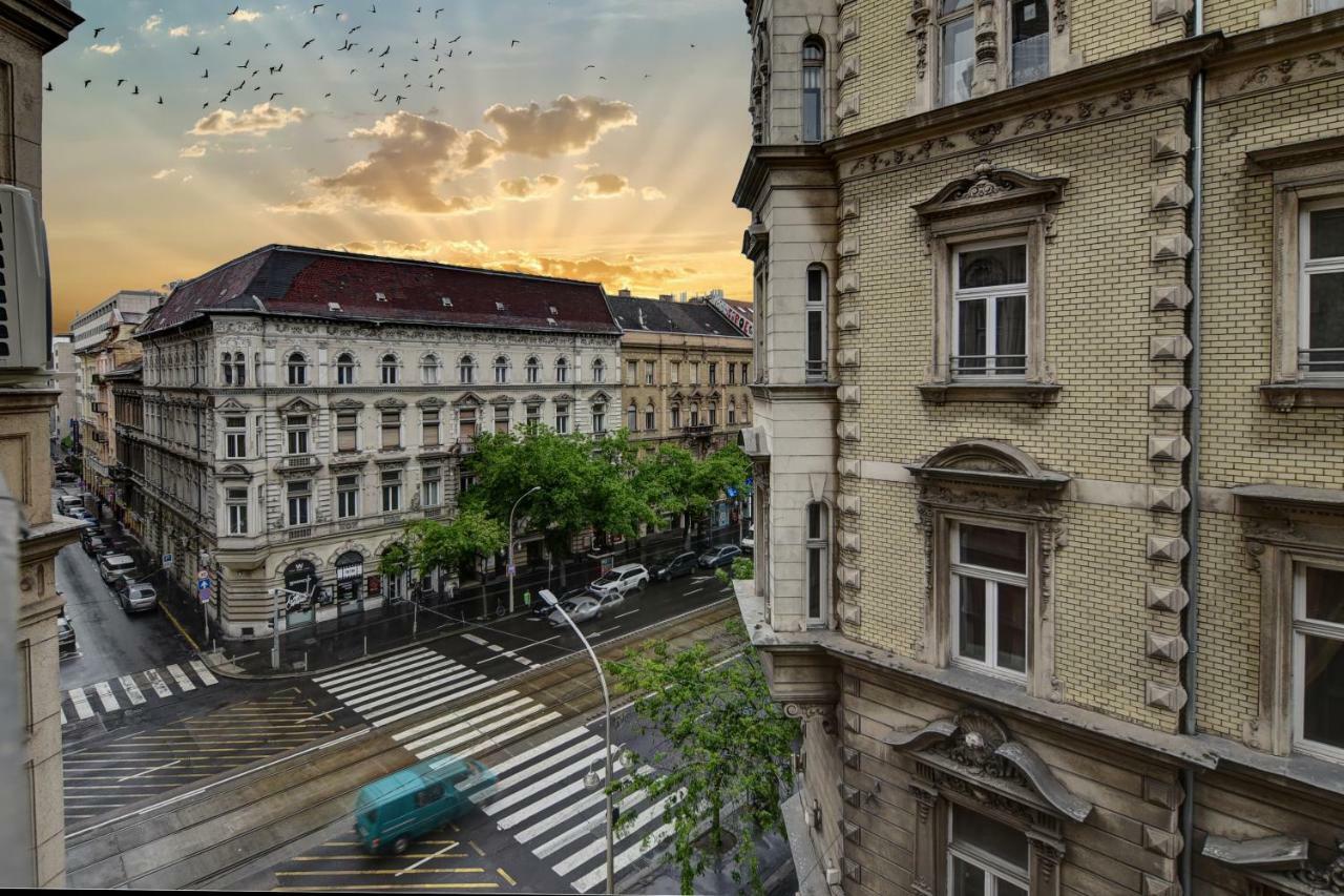 Heart Of Downtown Budapest